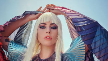 TRADUCCIÓN: Entrevista de Lady Gaga para Elle Magazine 2018