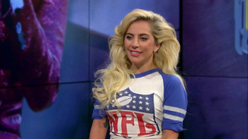 Junk Food e YSL: Lady Gaga en Fox Sports
