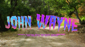 Lady Gaga promociona a jóvenes diseñadores en el nuevo videoclip de John Wayne