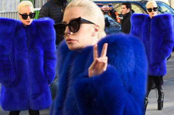 Lady Gaga quiso pintarse la piel de azul 