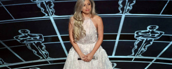 Lady Gaga homenajea a 'Sonrisas y Lágrimas' en los Oscars 2015