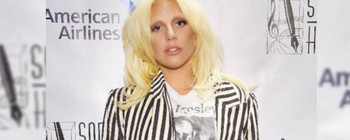 Lady Gaga recibe el premio 'Icon' en el Songwriters Hall Of Fame