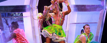 Los diferentes trajes de Lady Gaga en el artRAVE, The ARTPOP Ball 