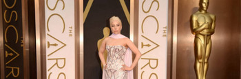 Lady Gaga en la alfombra roja de los Premios Oscar 2014