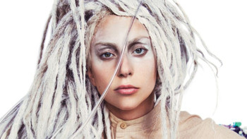 Lady Gaga se pronuncia sobre R.Kelly y elimina 'Do What U Want' de plataformas digitales